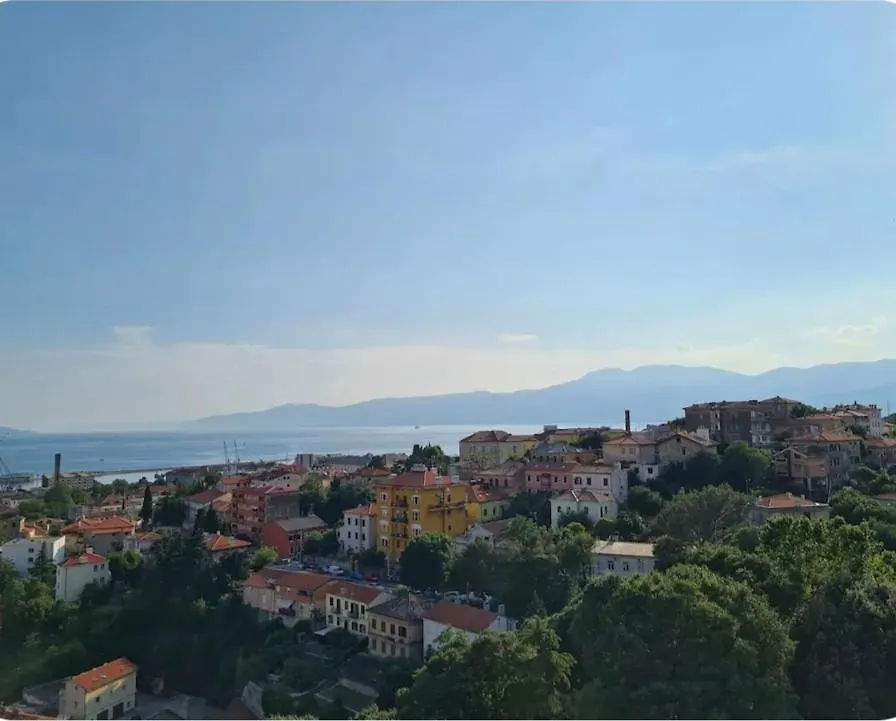 Green Place Rijeka 0*,  Croatia